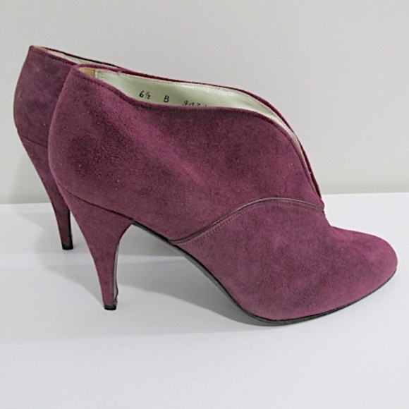 Vintage Charles Jourdan Fuchsia Suede Ankle Boots, NWOT, Size 6.5 - Picture 2 of 10